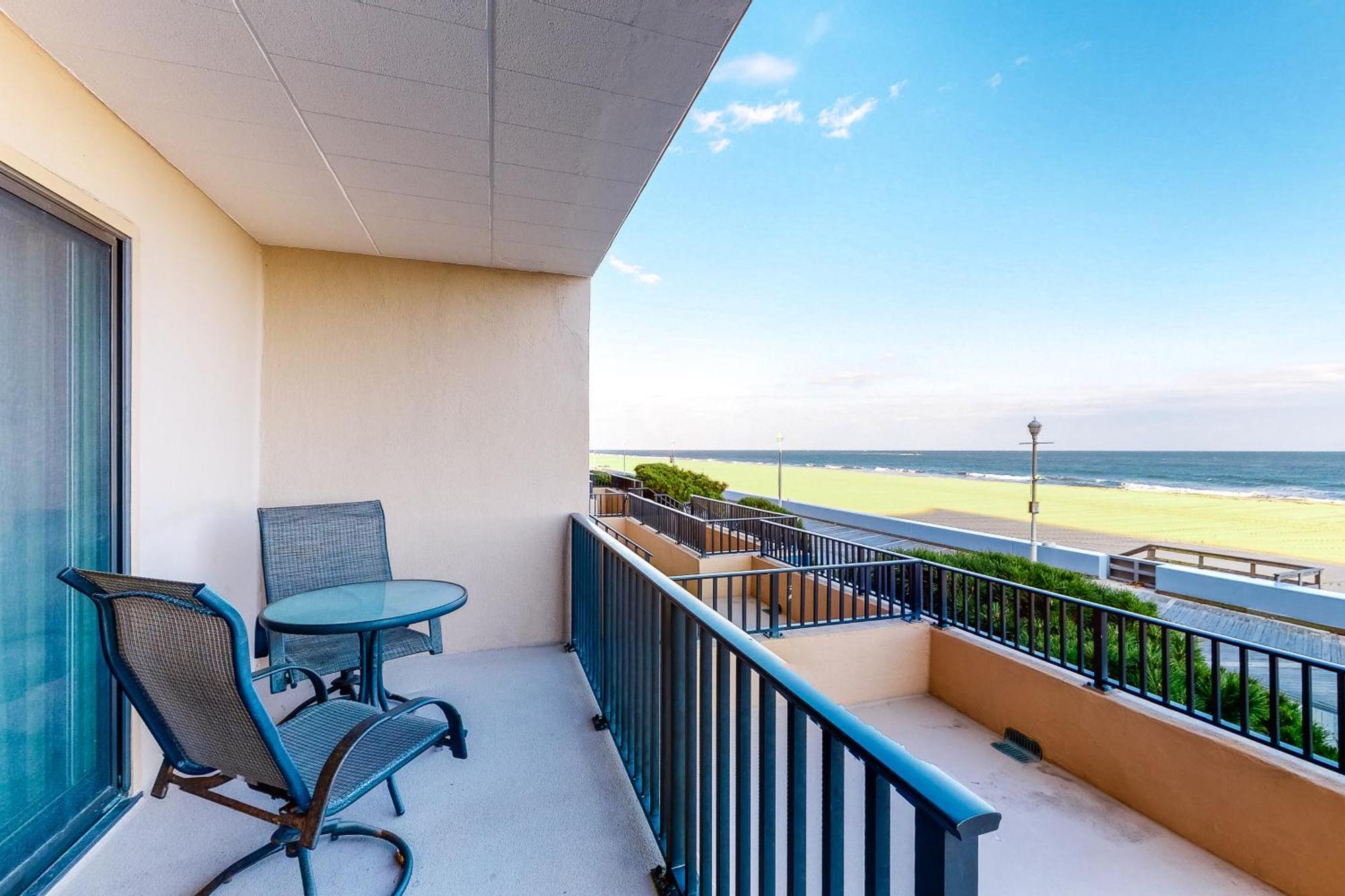 Ocean Hideaway Villa Ocean City Room photo
